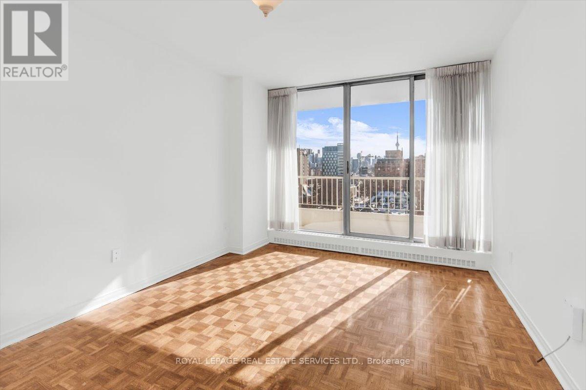 1005 - 190 St George Street, Toronto, Ontario  M5R 2N4 - Photo 6 - C12915302