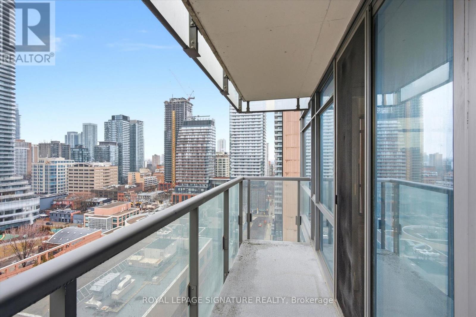 1607 - 37 Grosvenor Street, Toronto, Ontario  M4Y 3G5 - Photo 20 - C12915304
