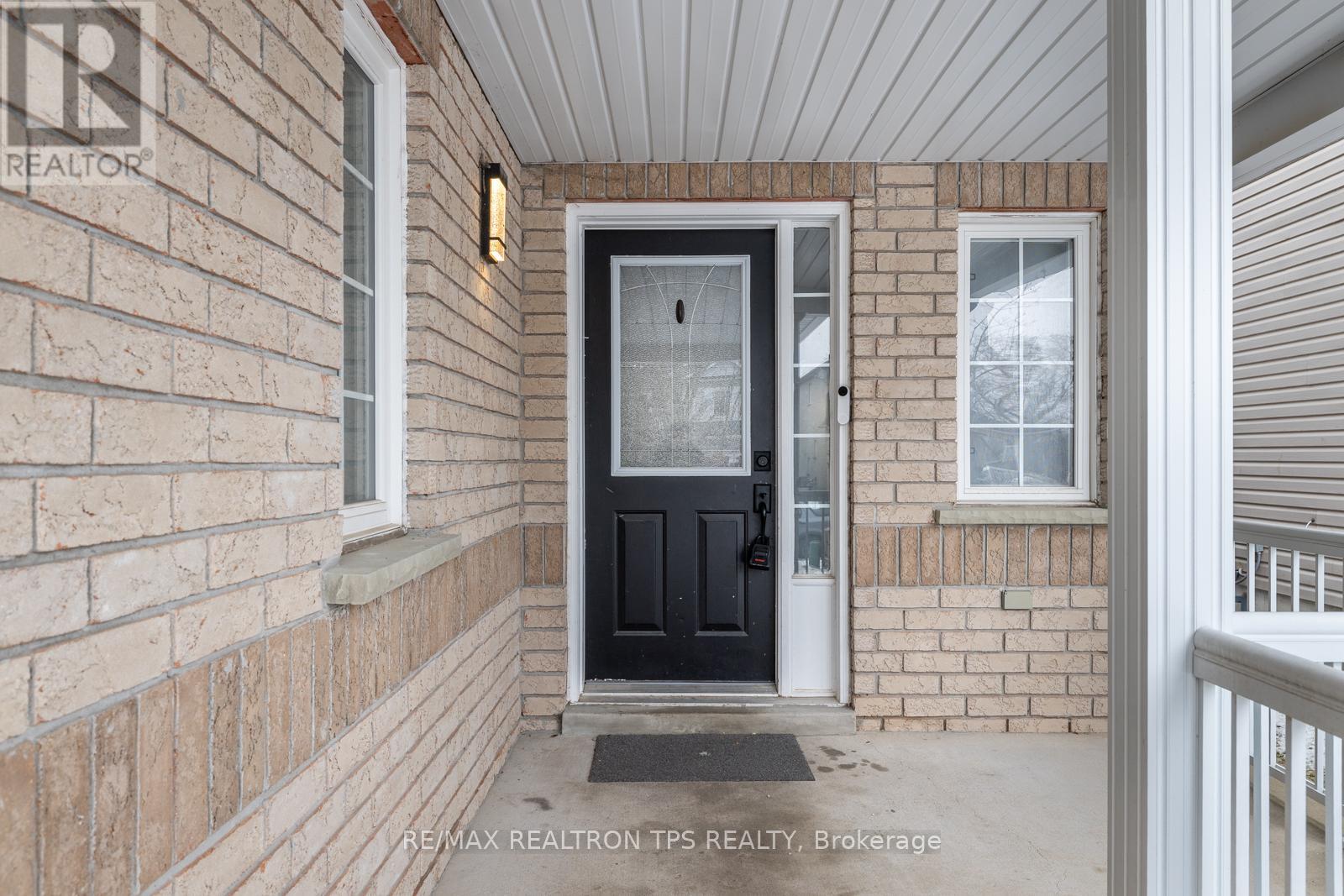 50 Crough Street, Clarington, Ontario  L1C 5M4 - Photo 2 - E12915134