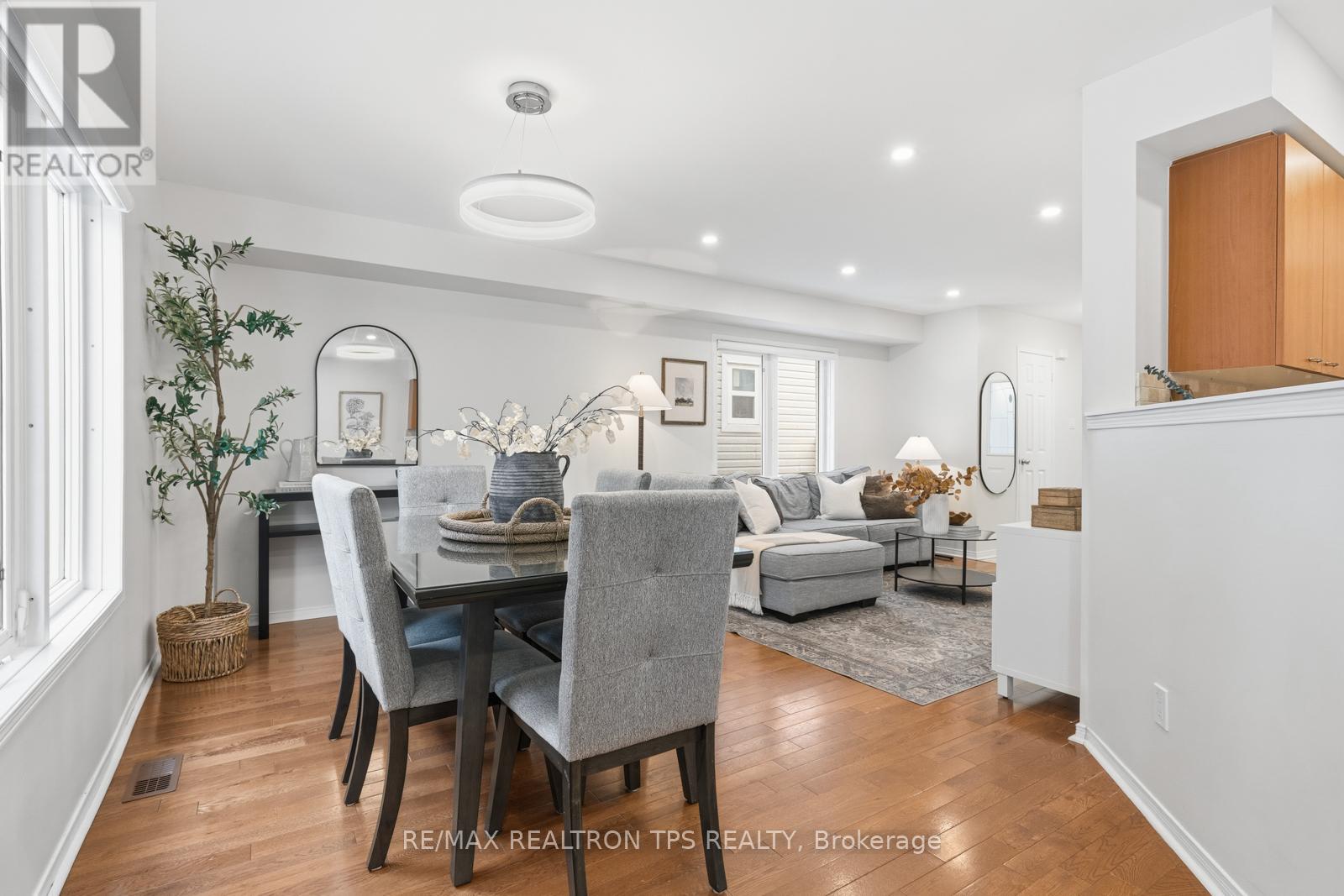 50 Crough Street, Clarington, Ontario  L1C 5M4 - Photo 9 - E12915134