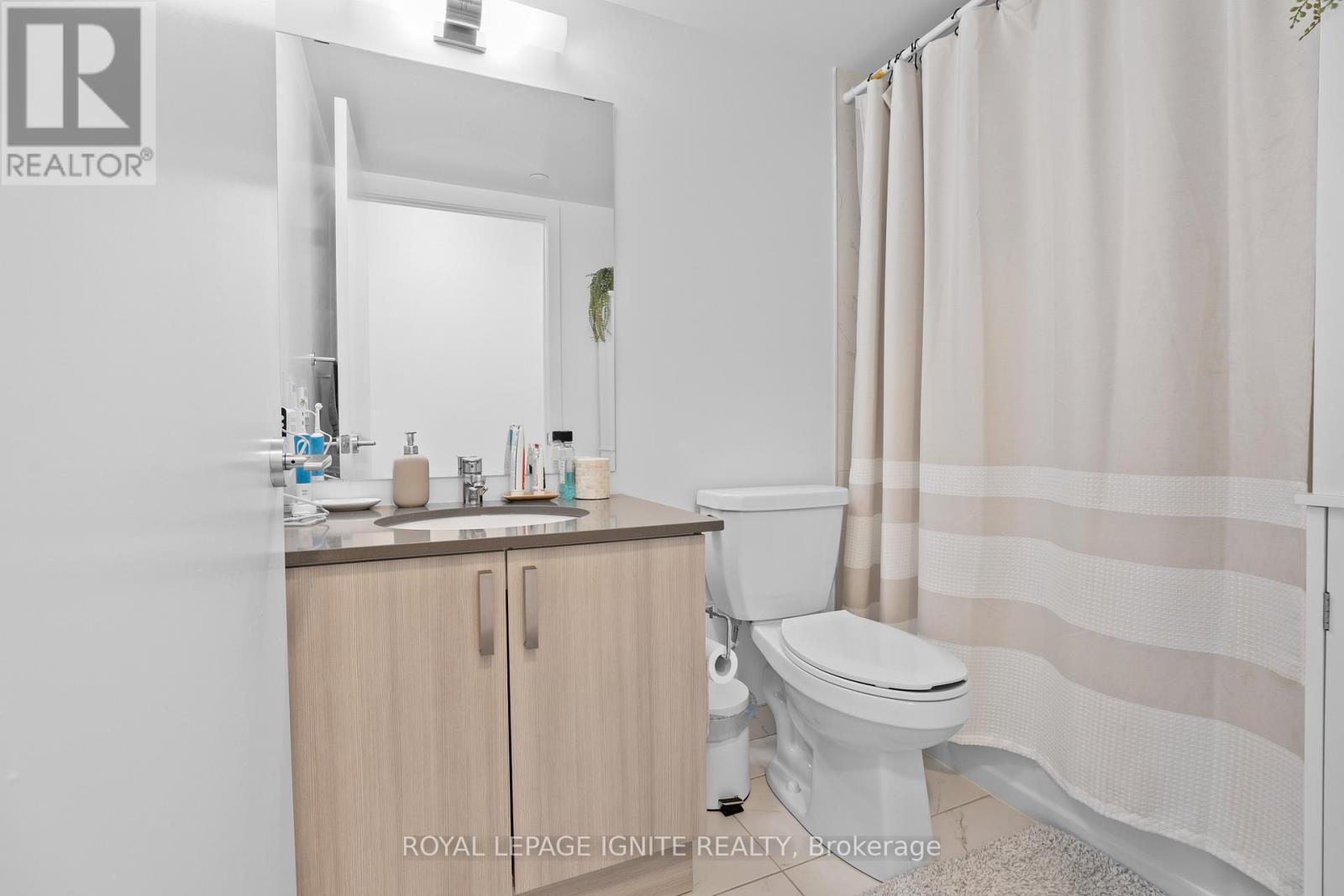 1605 - 1455 Celebration Drive, Pickering, Ontario  L1W 0C3 - Photo 14 - E12915212