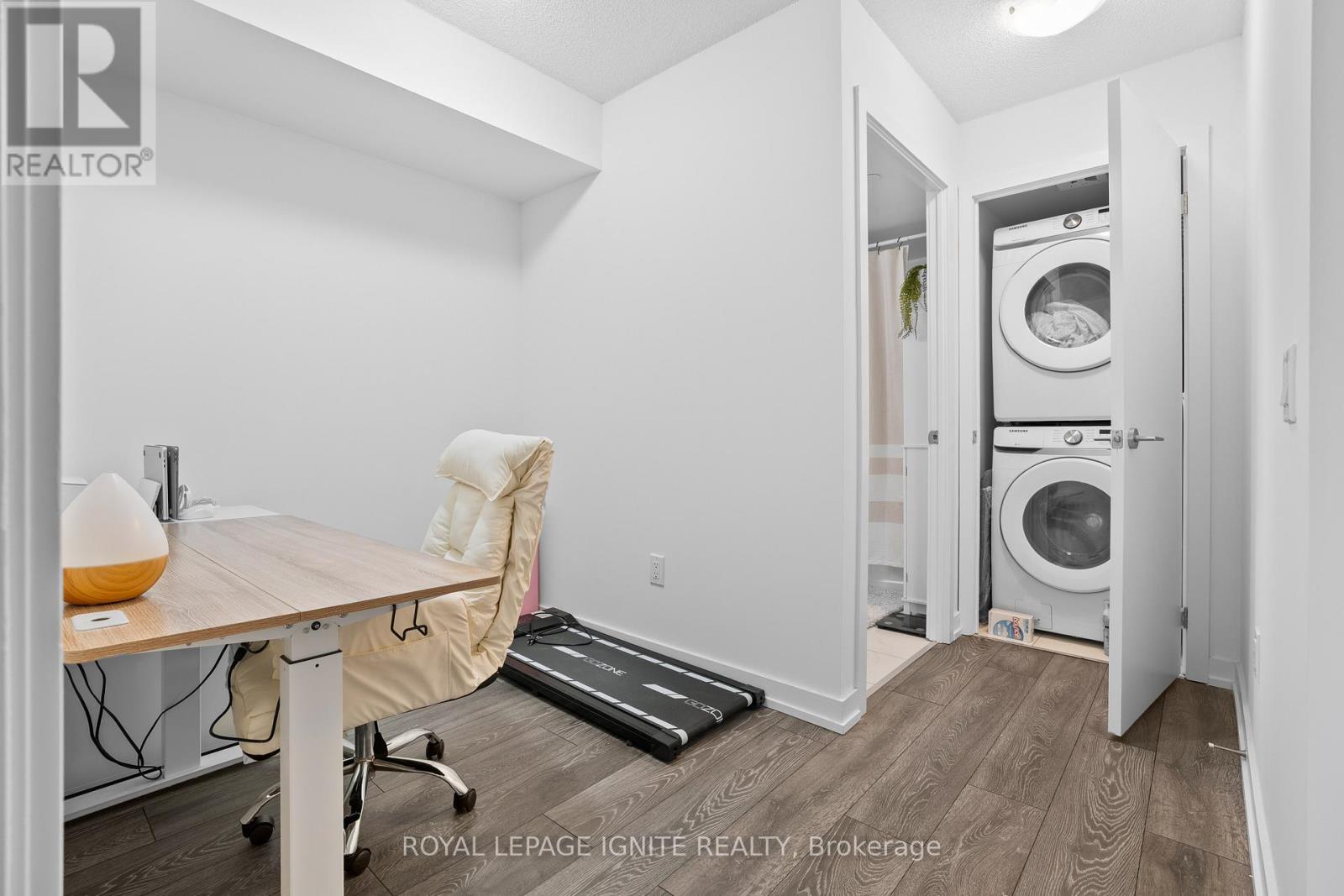 1605 - 1455 Celebration Drive, Pickering, Ontario  L1W 0C3 - Photo 15 - E12915212