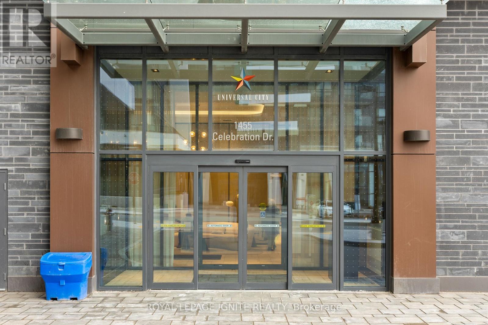 1605 - 1455 Celebration Drive, Pickering, Ontario  L1W 0C3 - Photo 2 - E12915212