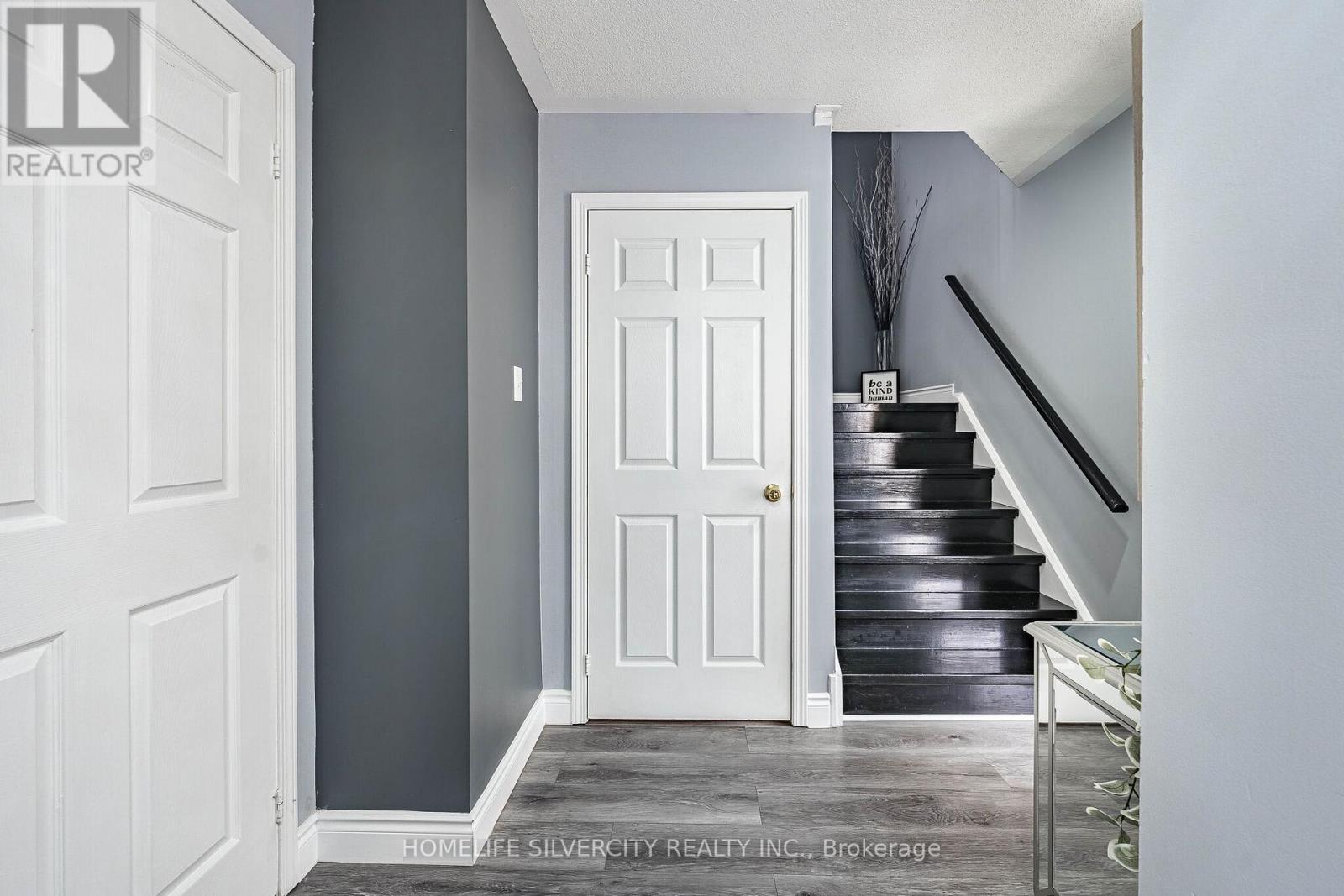 70 Toscana Drive, Whitby, Ontario  L1R 2Z3 - Photo 7 - E12915270