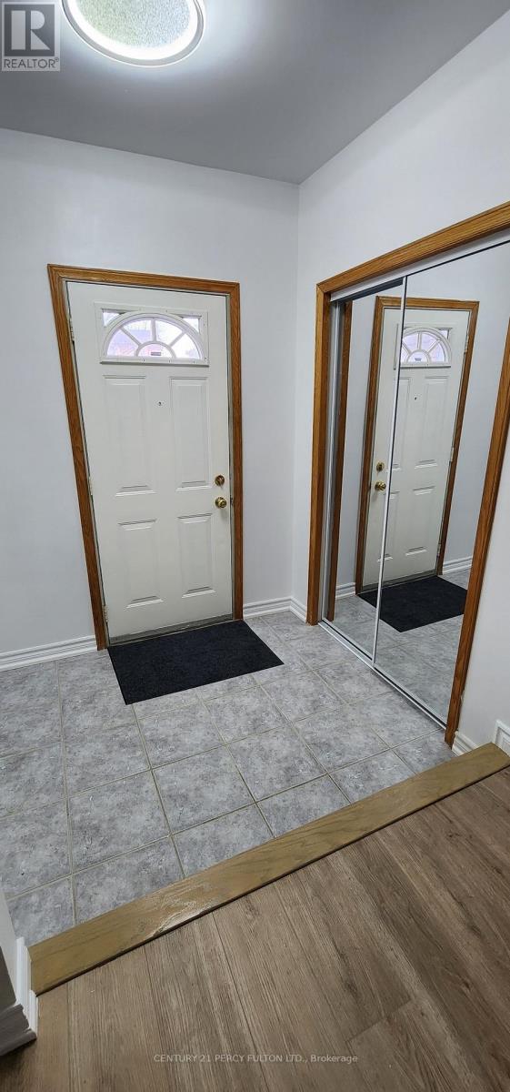 14 Farmington Main Crescent, Toronto, Ontario  M1S 1G1 - Photo 2 - E12915328