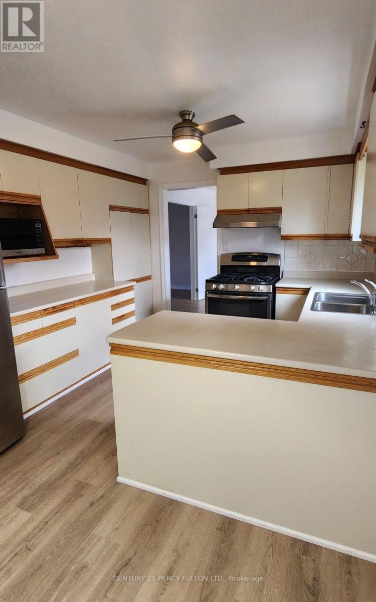 14 Farmington Main Crescent, Toronto, Ontario  M1S 1G1 - Photo 6 - E12915328