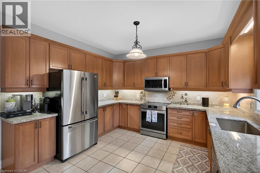 20 Gristmill Place, Hamilton, Ontario  L9G 5C9 - Photo 14 - 40812841