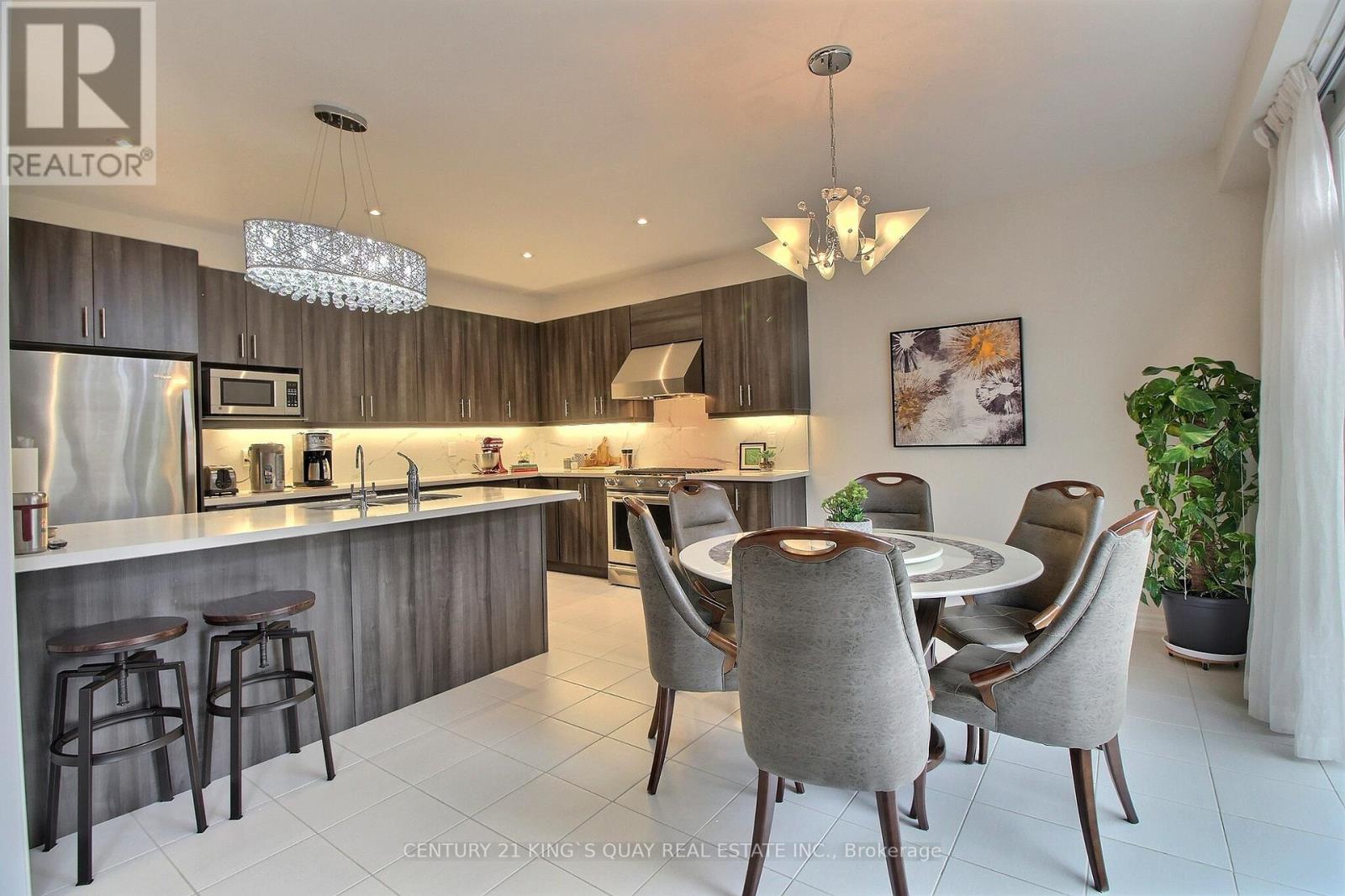 45 Chessington Avenue E, East Gwillimbury, Ontario  L9N 0R5 - Photo 2 - N12915104