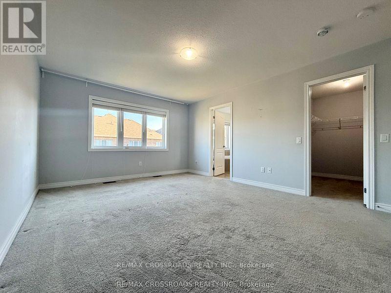 205 Laker Court, Newmarket, Ontario  L3X 0J5 - Photo 13 - N12915136