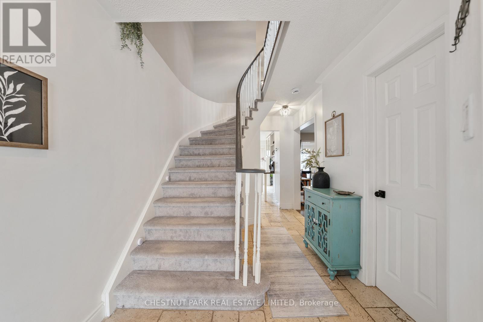 31a South Balsam Street, Uxbridge, Ontario  L9P 1V2 - Photo 4 - N12915148