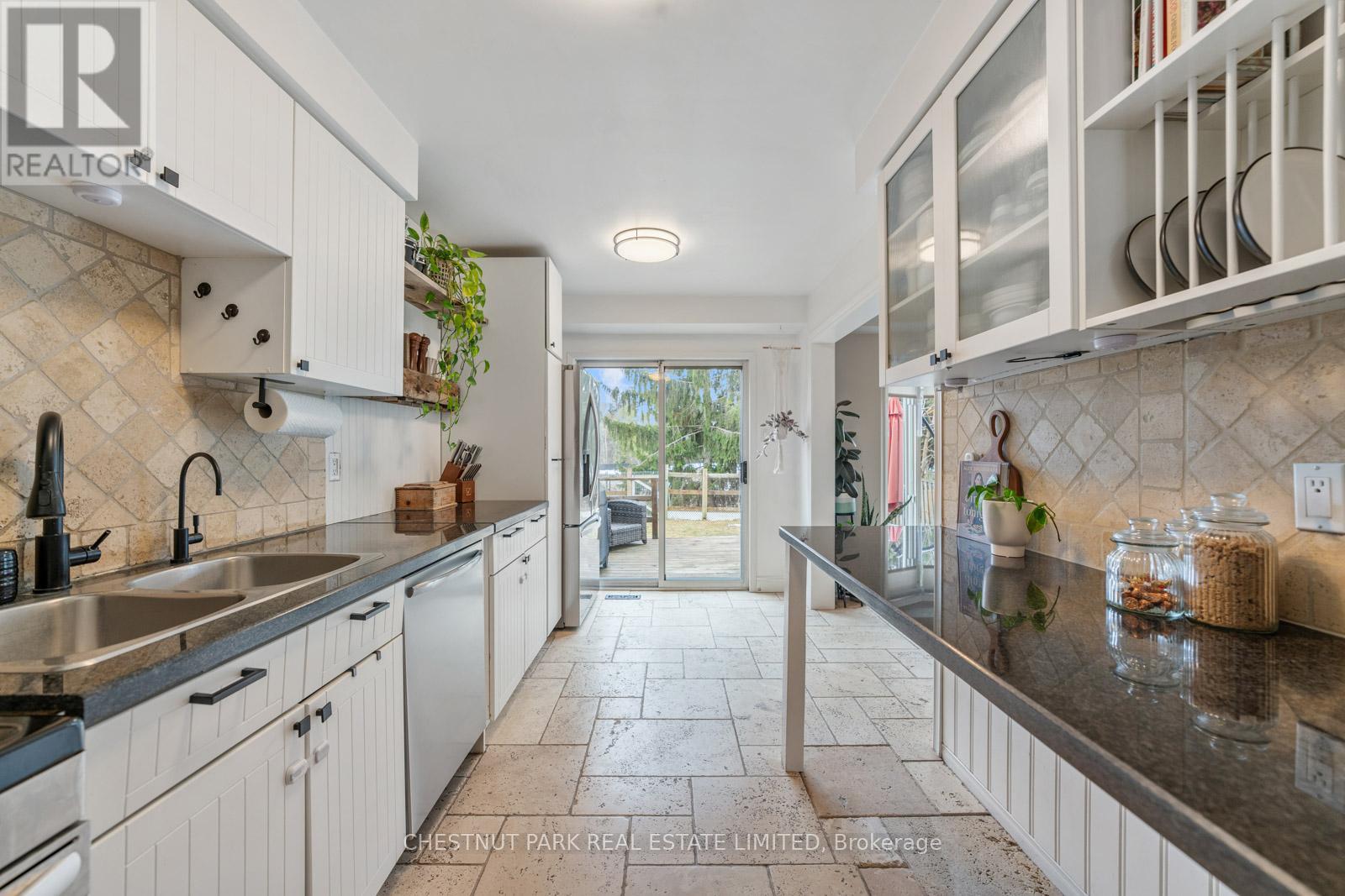 31a South Balsam Street, Uxbridge, Ontario  L9P 1V2 - Photo 9 - N12915148