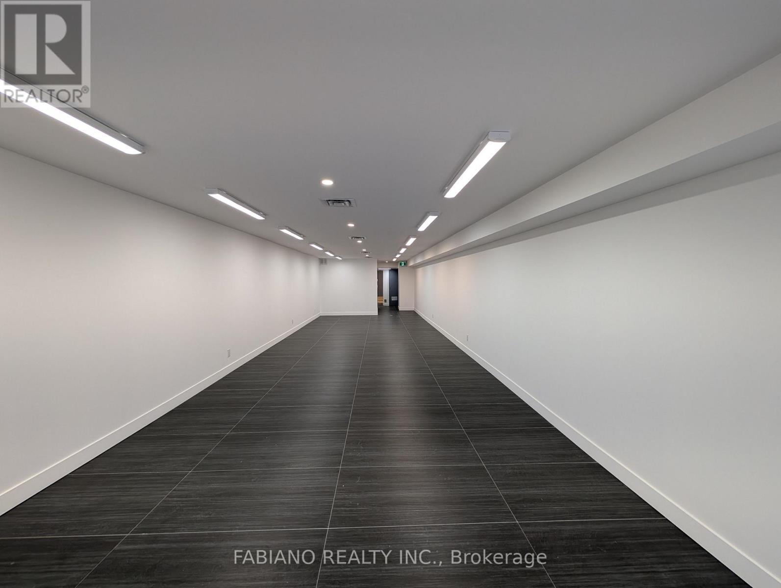 2 - 13130 Yonge Street, Richmond Hill, Ontario  L4E 2T3 - Photo 3 - N12915176