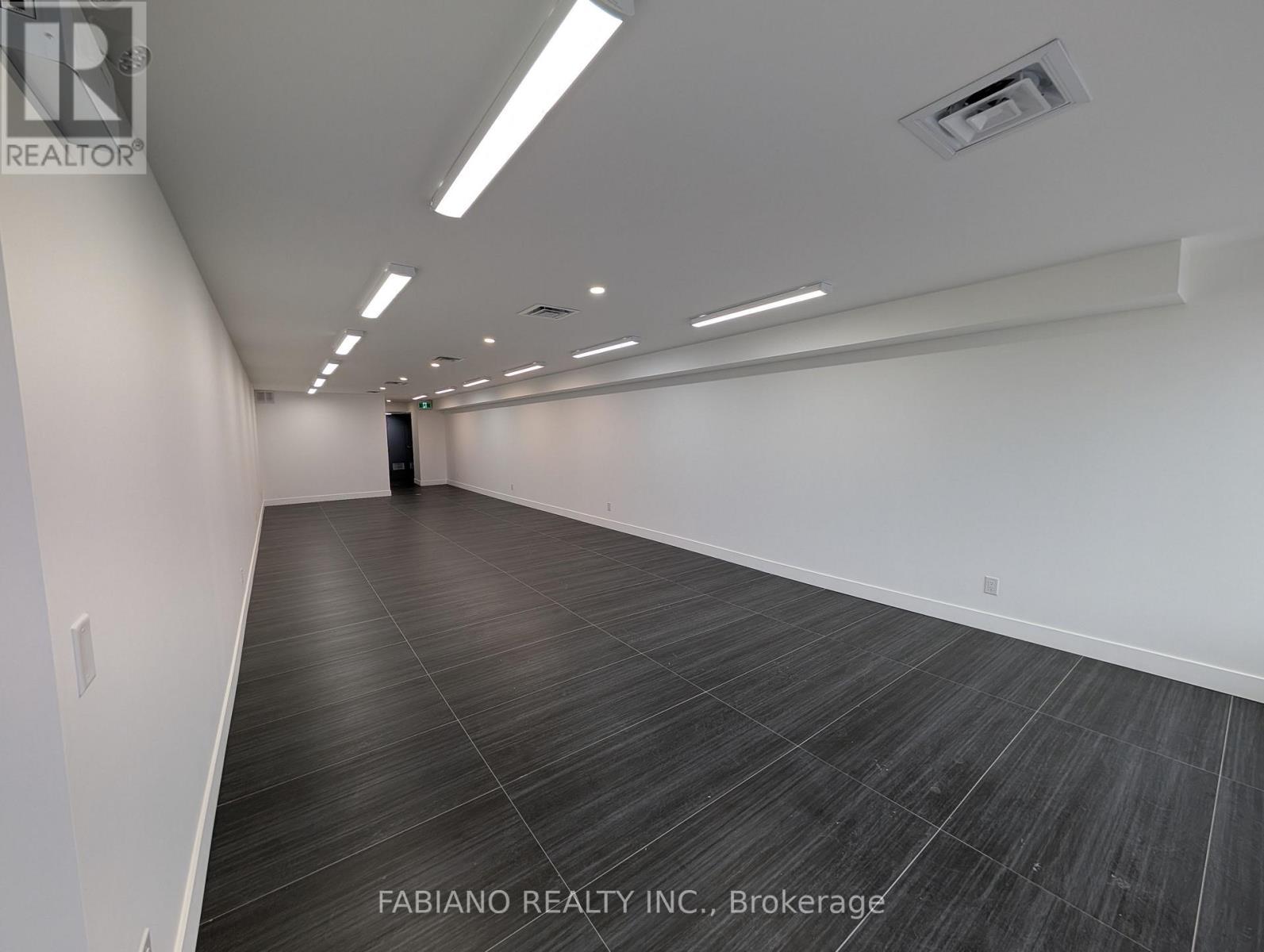 2 - 13130 Yonge Street, Richmond Hill, Ontario  L4E 2T3 - Photo 6 - N12915176