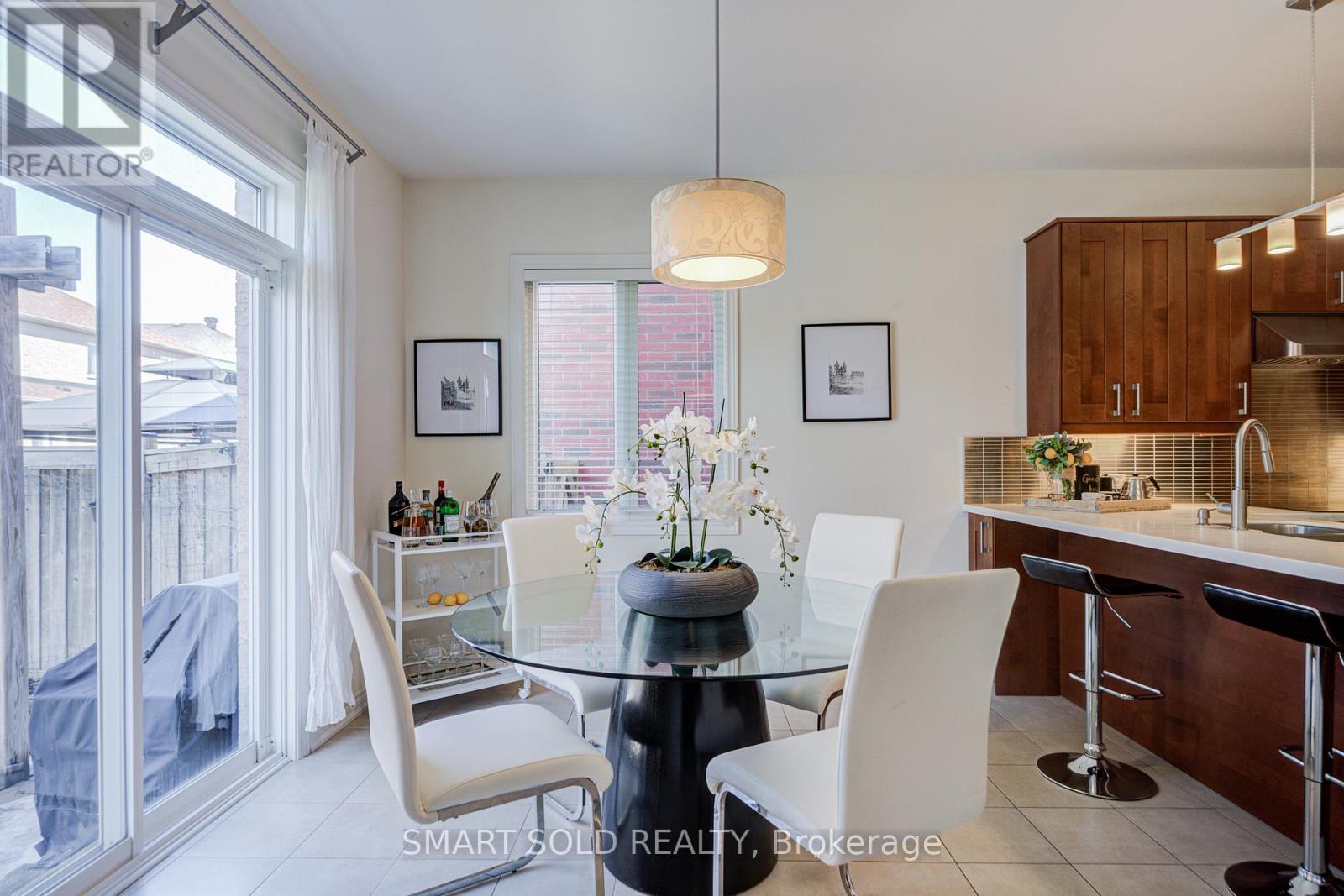 365 Golden Orchard Road, Vaughan, Ontario  L6A 0N6 - Photo 17 - N12915194