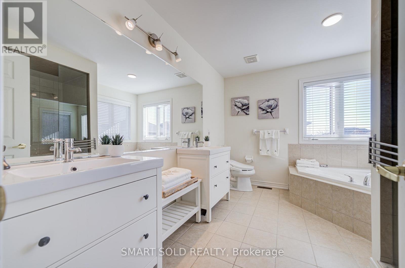 365 Golden Orchard Road, Vaughan, Ontario  L6A 0N6 - Photo 28 - N12915194