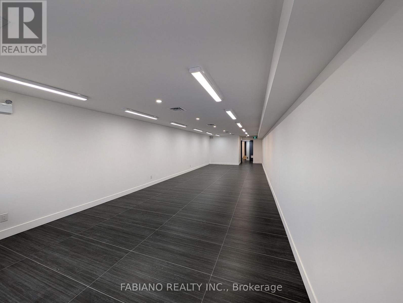 2 - 13130 Yonge Street, Richmond Hill, Ontario  L4E 2T3 - Photo 6 - N12915208