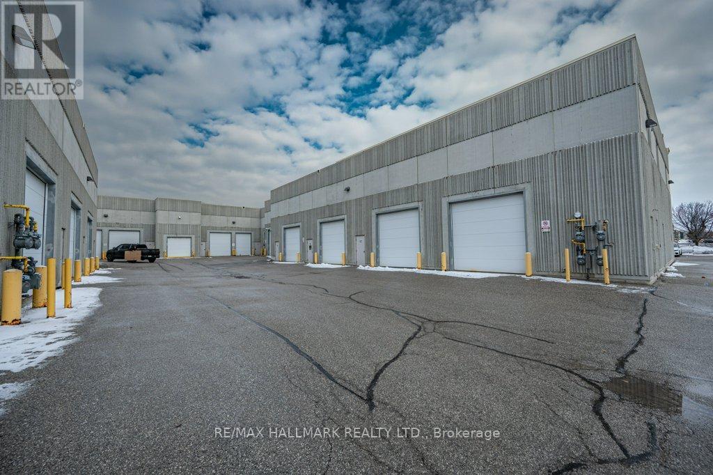 16 - 125 Don Hillock Drive, Aurora, Ontario  L4G 0H8 - Photo 21 - N12915242