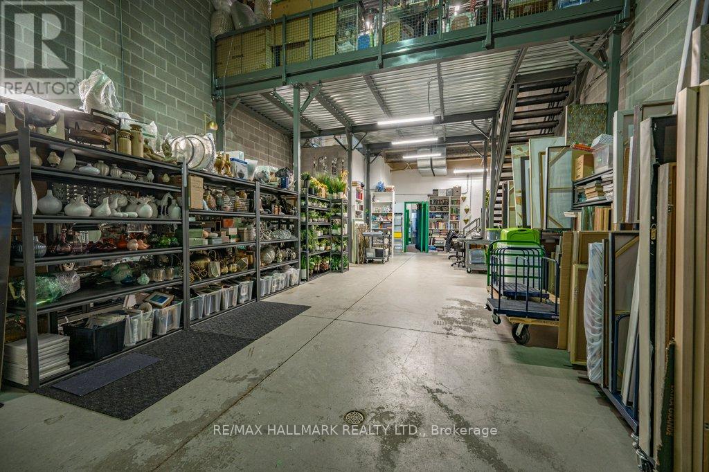 16 - 125 Don Hillock Drive, Aurora, Ontario  L4G 0H8 - Photo 5 - N12915242