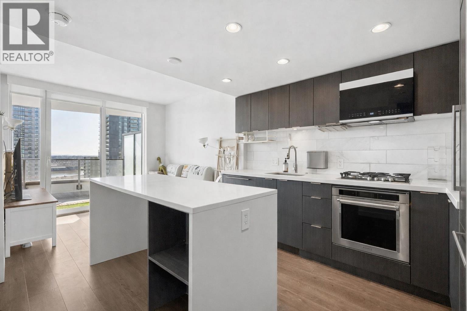 1909 8189 CAMBIE STREET, Vancouver, British Columbia