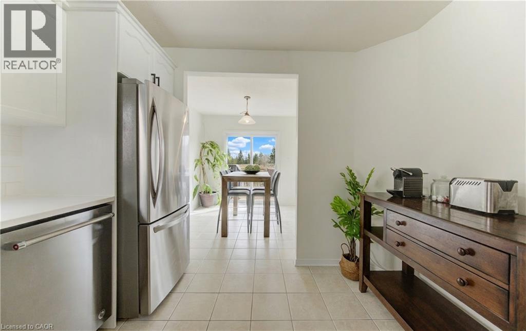 80 Everglade Crescent, Kitchener, Ontario  N2E 3Y5 - Photo 16 - 40814451