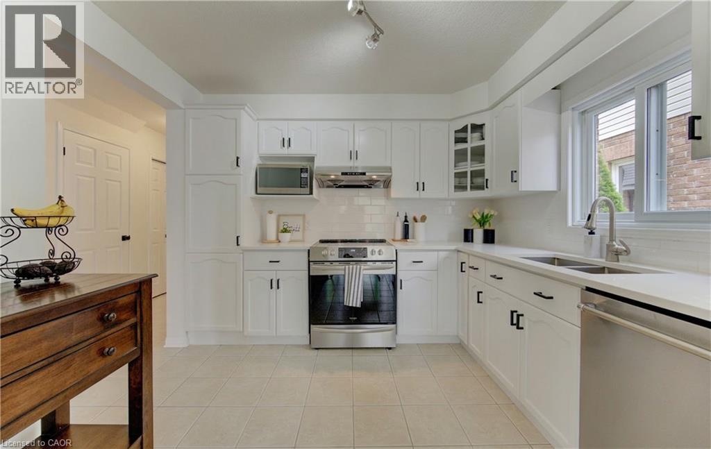 80 Everglade Crescent, Kitchener, Ontario  N2E 3Y5 - Photo 15 - 40814451