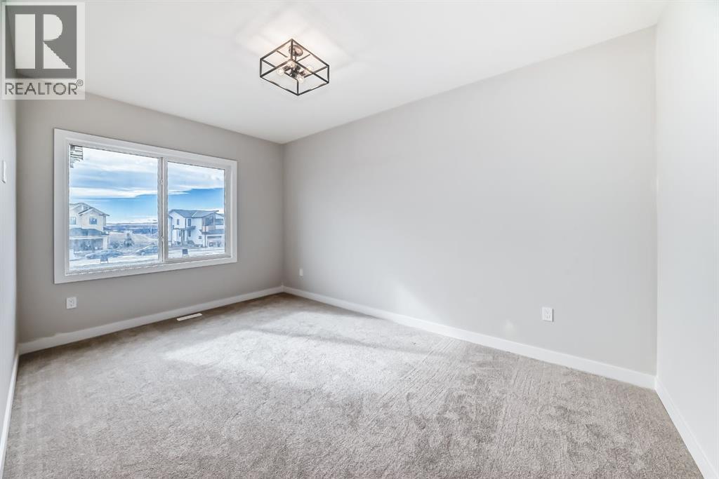 512 Heritage Boulevard, Cochrane, Alberta  T4C 2J8 - Photo 38 - A2292168