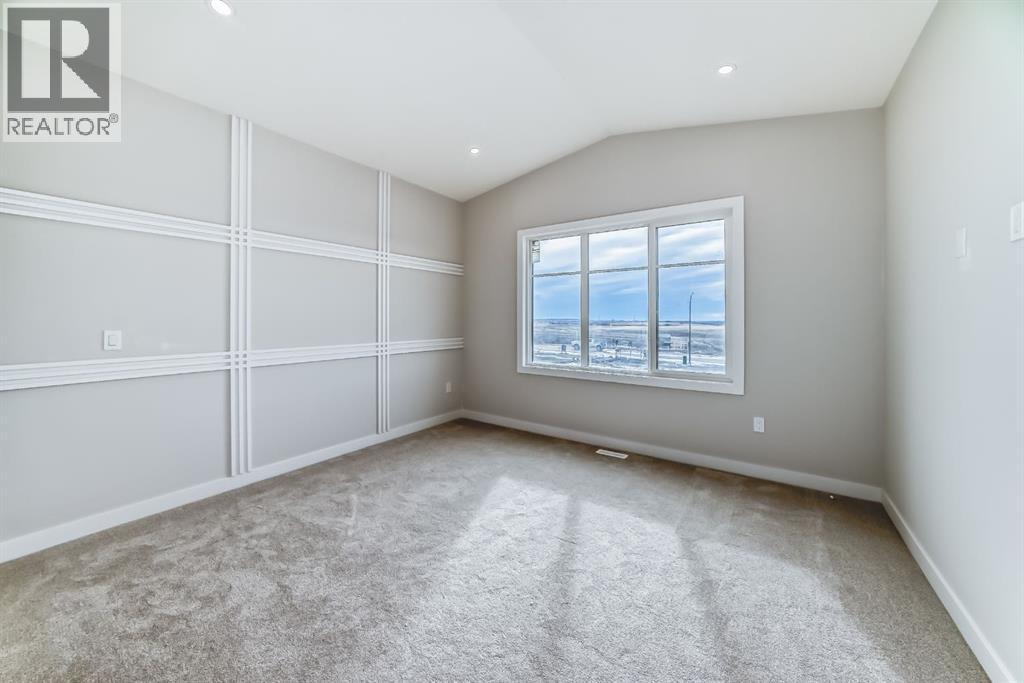 512 Heritage Boulevard, Cochrane, Alberta  T4C 2J8 - Photo 26 - A2292168