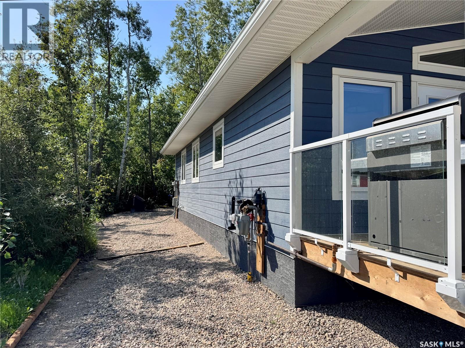 105 Prince Crescent, Fishing Lake, Saskatchewan  S0A 4T0 - Photo 26 - SK031133