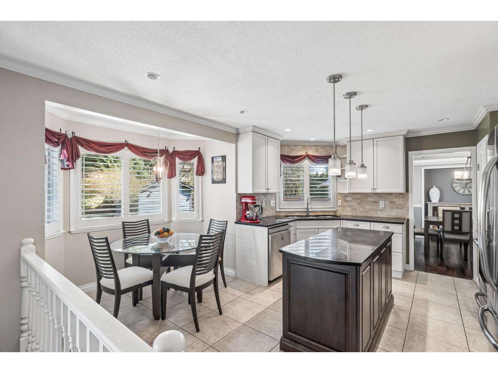 8536 142a Street, Surrey, British Columbia  V3W 0Z8 - Photo 8 - R3102798