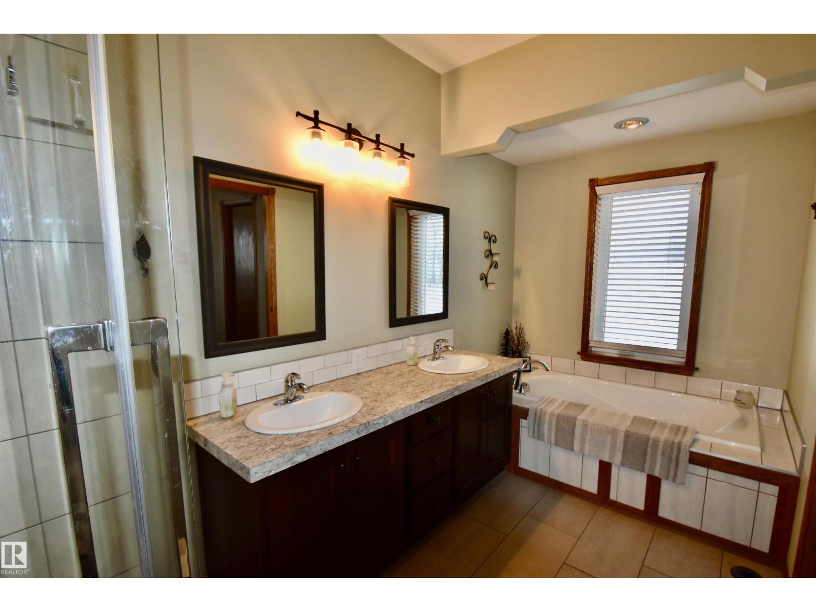 #34 562115 Rr 114, Rural Two Hills County, Alberta  T0B 4K0 - Photo 34 - E4478796