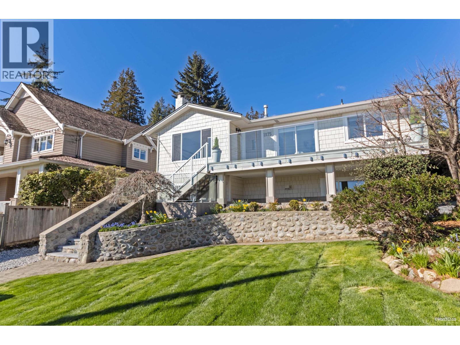 2175 Lawson Avenue, West Vancouver, British Columbia  V7V 2E1 - Photo 2 - R3102464