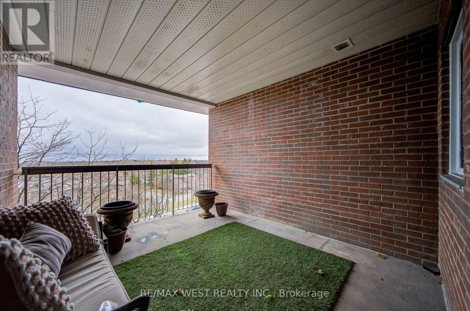 320 - 3025 The Credit Woodlands Drive, Mississauga, Ontario  L5C 2V3 - Photo 35 - W12914876