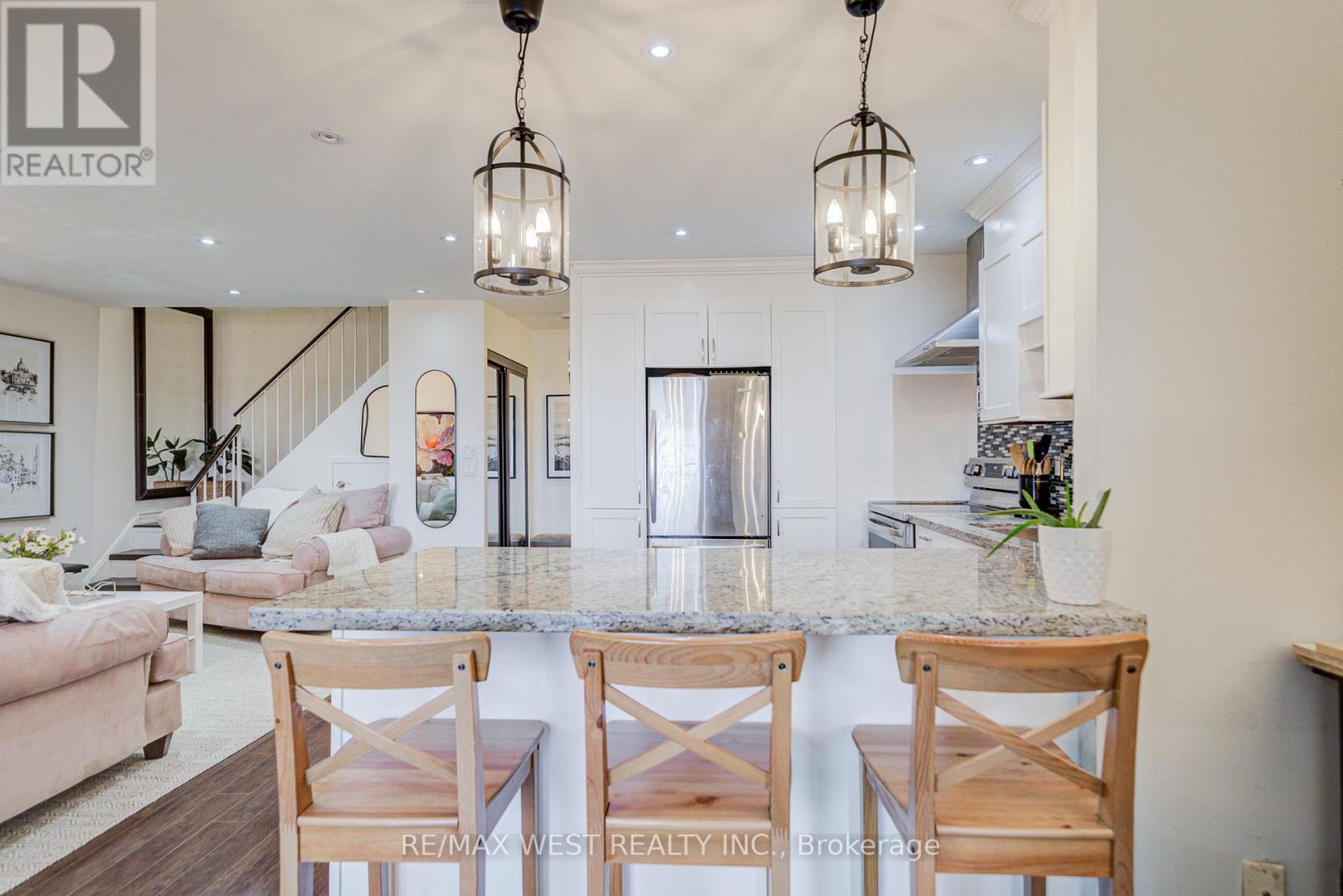 320 - 3025 The Credit Woodlands Drive, Mississauga, Ontario  L5C 2V3 - Photo 14 - W12914876