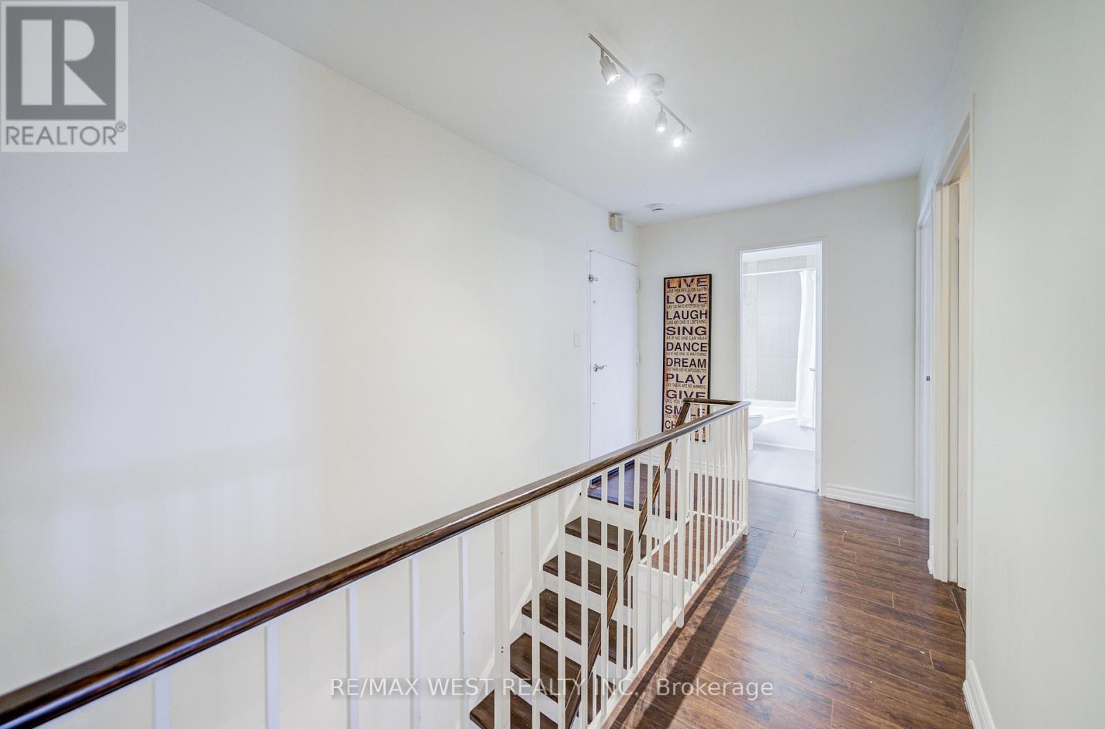 320 - 3025 The Credit Woodlands Drive, Mississauga, Ontario  L5C 2V3 - Photo 15 - W12914876