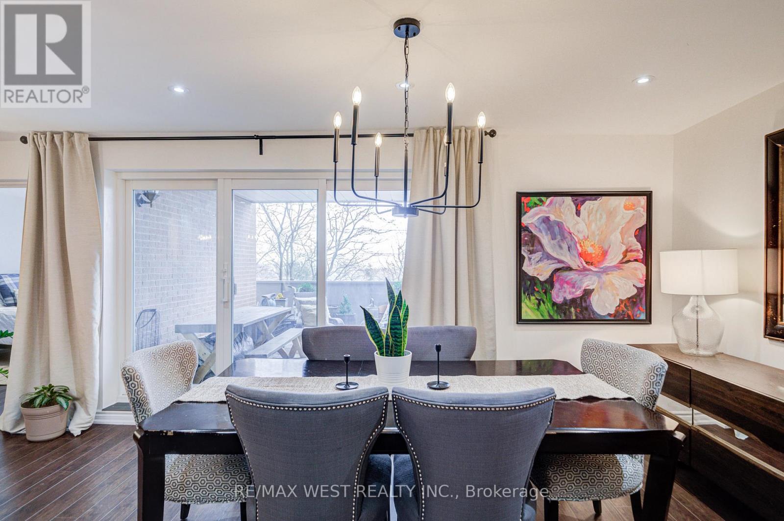 320 - 3025 The Credit Woodlands Drive, Mississauga, Ontario  L5C 2V3 - Photo 7 - W12914876