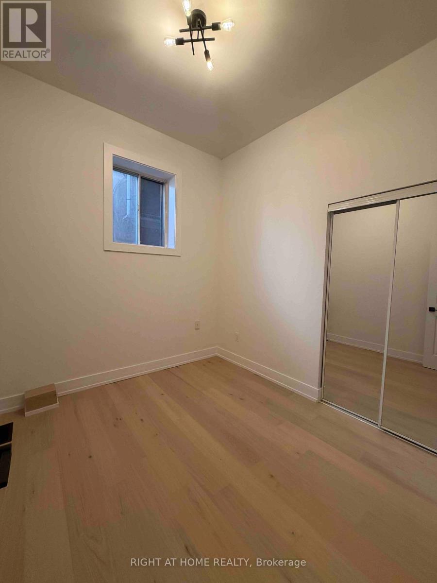 102 - 2245 Dundas Street W, Toronto, Ontario  M6R 1X6 - Photo 5 - W12915088