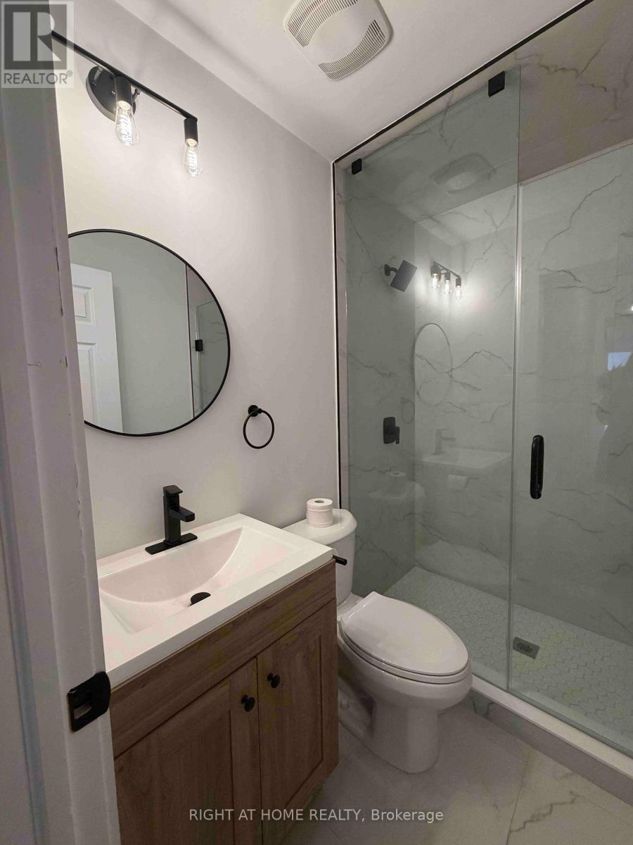 102 - 2245 Dundas Street W, Toronto, Ontario  M6R 1X6 - Photo 7 - W12915088