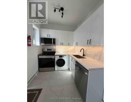 102 - 2245 DUNDAS STREET W, Toronto, Ontario