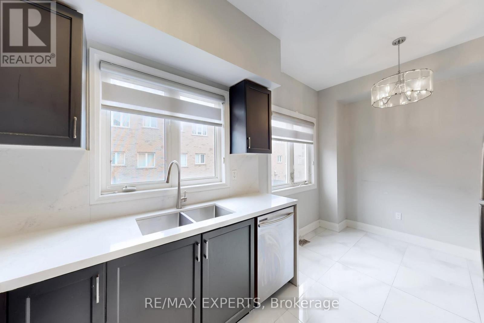 178 - 7035 Rexwood Road, Mississauga, Ontario  L4T 4M9 - Photo 7 - W12915162