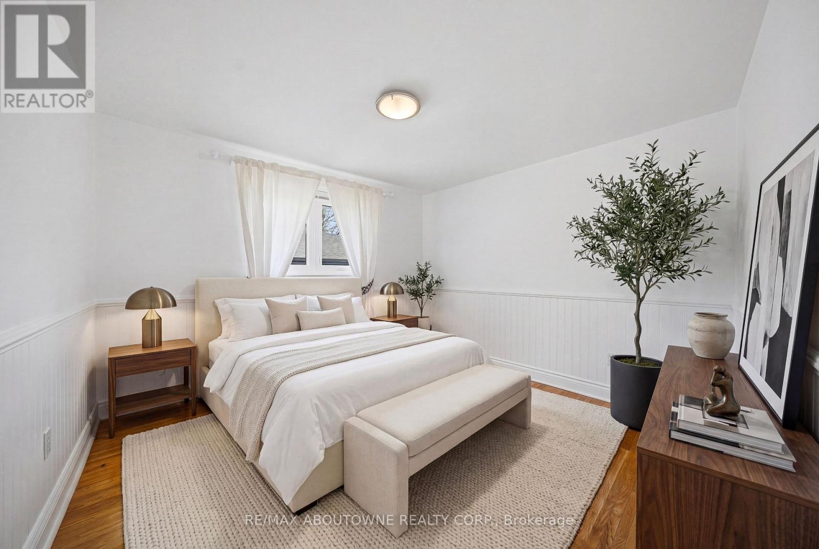 481 Anthony Drive, Oakville, Ontario  L6J 2K6 - Photo 18 - W12915172