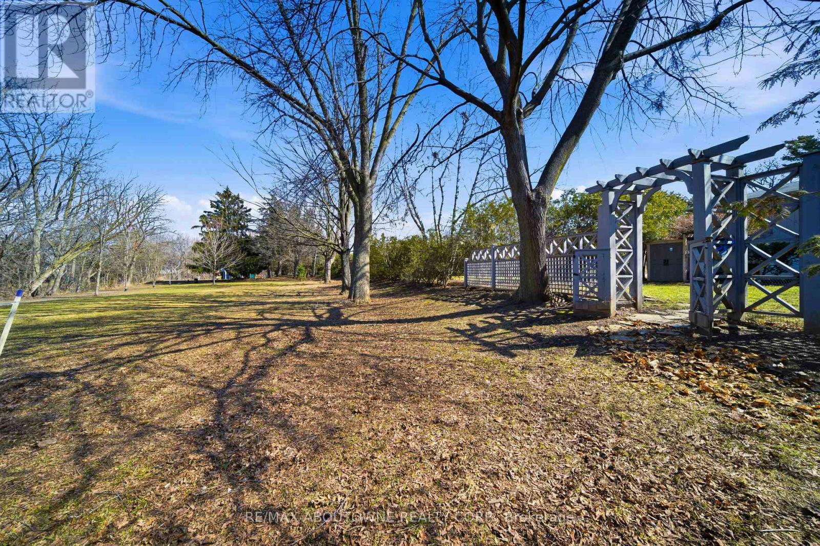 481 Anthony Drive, Oakville, Ontario  L6J 2K6 - Photo 34 - W12915172