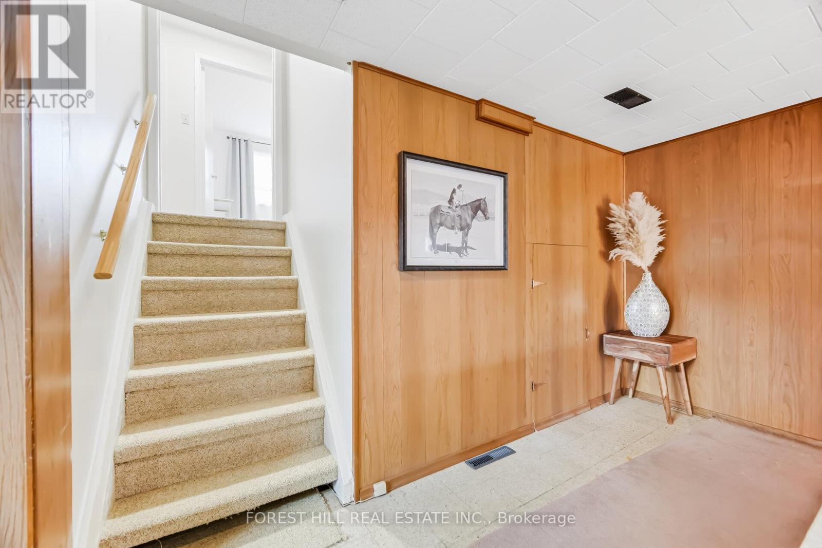 1588 Hobbs Crescent, Mississauga, Ontario  L5J 3R9 - Photo 41 - W12915178