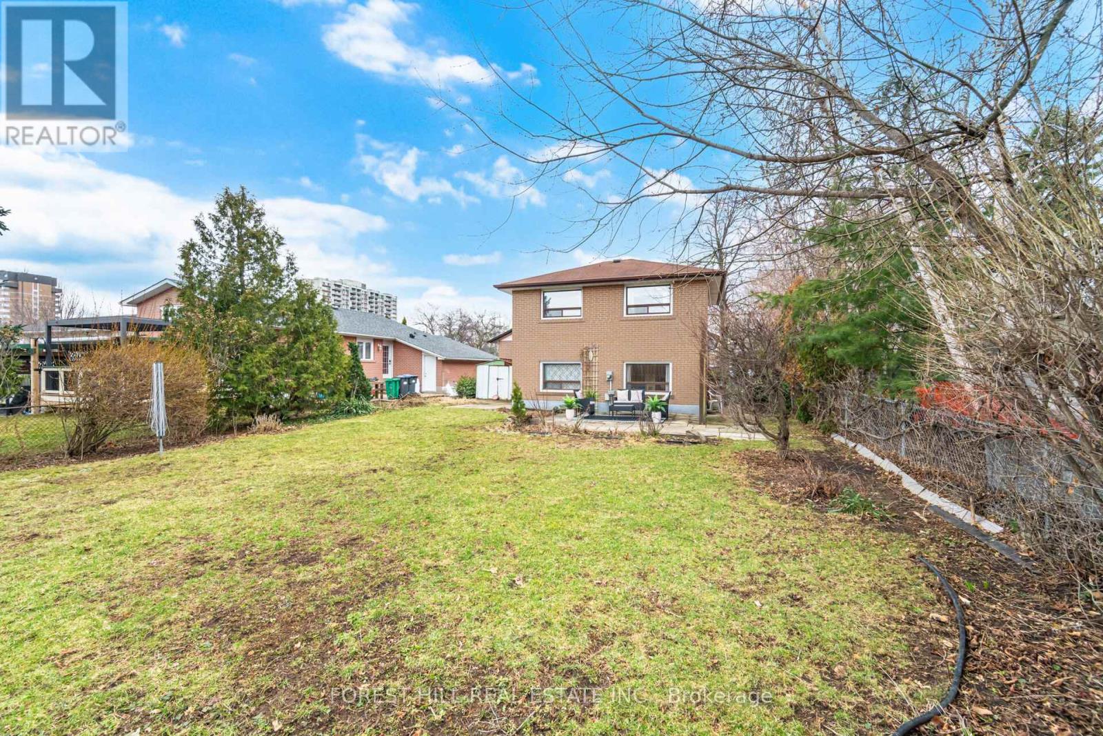 1588 Hobbs Crescent, Mississauga, Ontario  L5J 3R9 - Photo 48 - W12915178