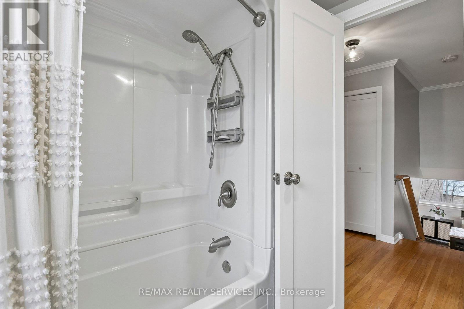 12 Ferndale Crescent, Brampton, Ontario  L6W 1E9 - Photo 26 - W12915198