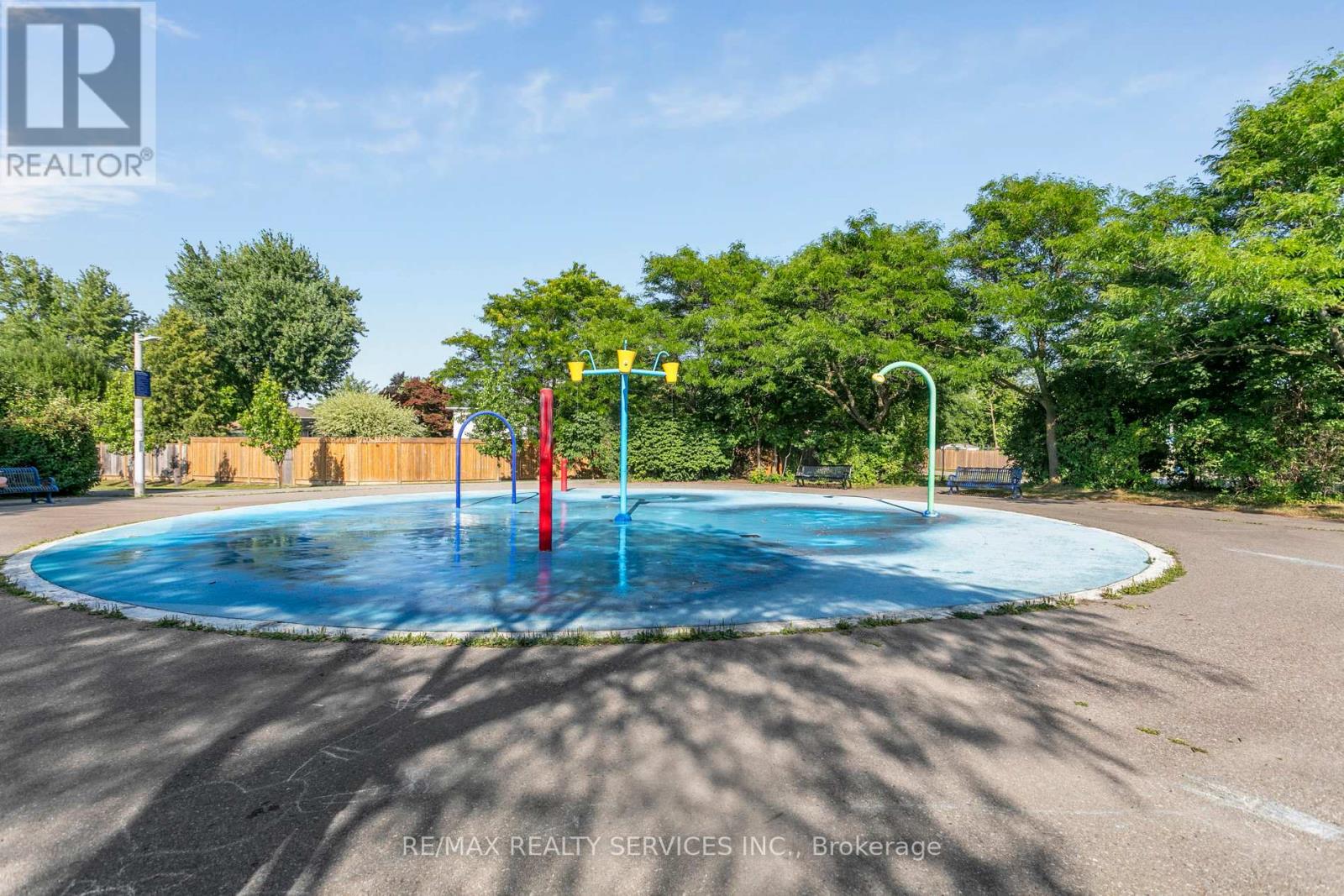 12 Ferndale Crescent, Brampton, Ontario  L6W 1E9 - Photo 42 - W12915198