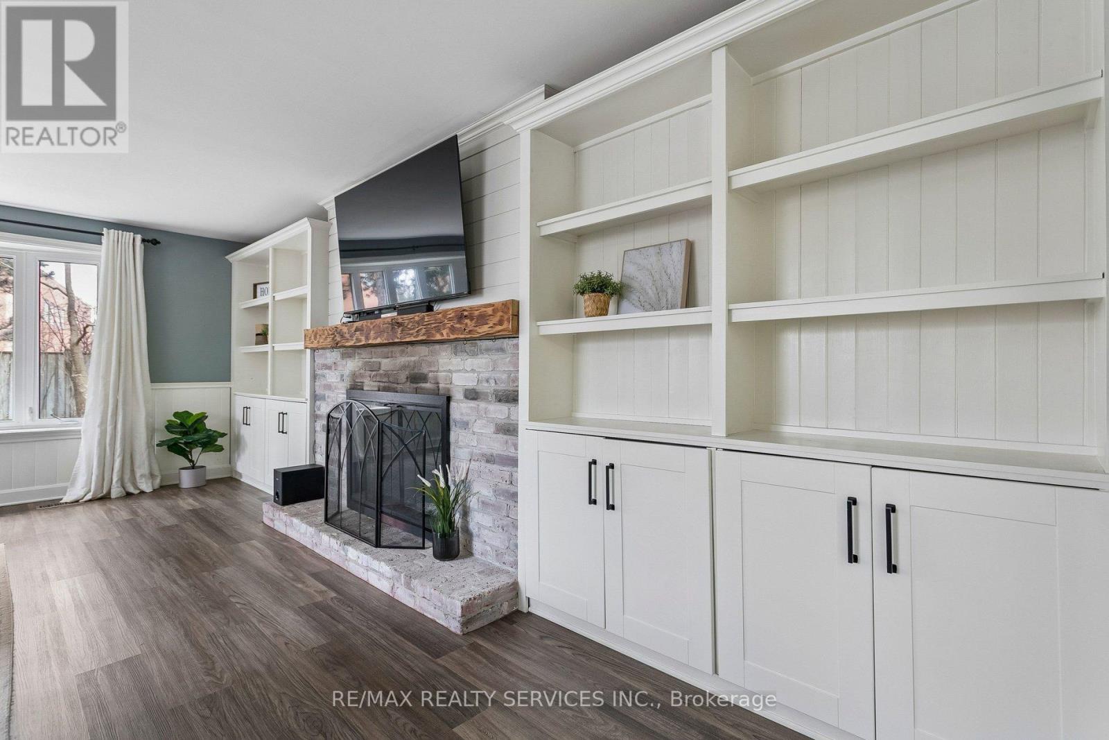 12 Ferndale Crescent, Brampton, Ontario  L6W 1E9 - Photo 9 - W12915198