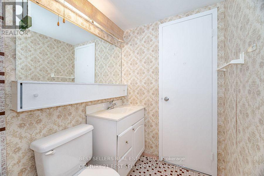 306 - 151 La Rose Avenue, Toronto, Ontario  M9P 1B3 - Photo 10 - W12915206