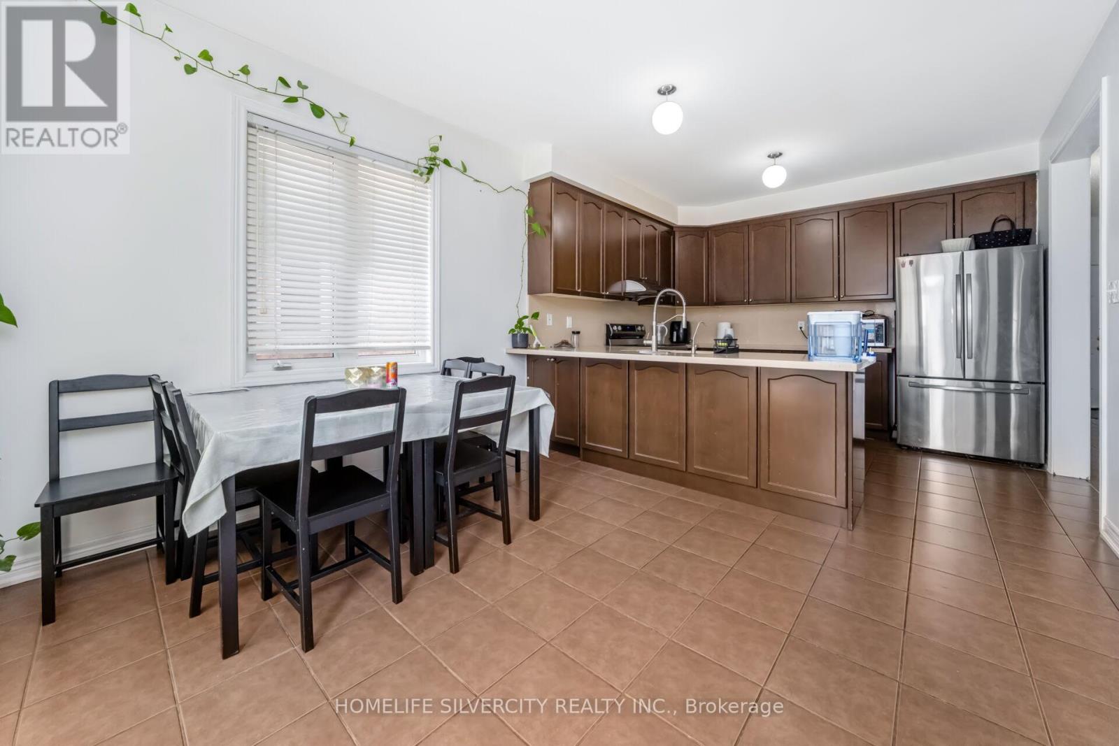 4 Fossil Street, Brampton, Ontario  L6P 3G6 - Photo 19 - W12915222