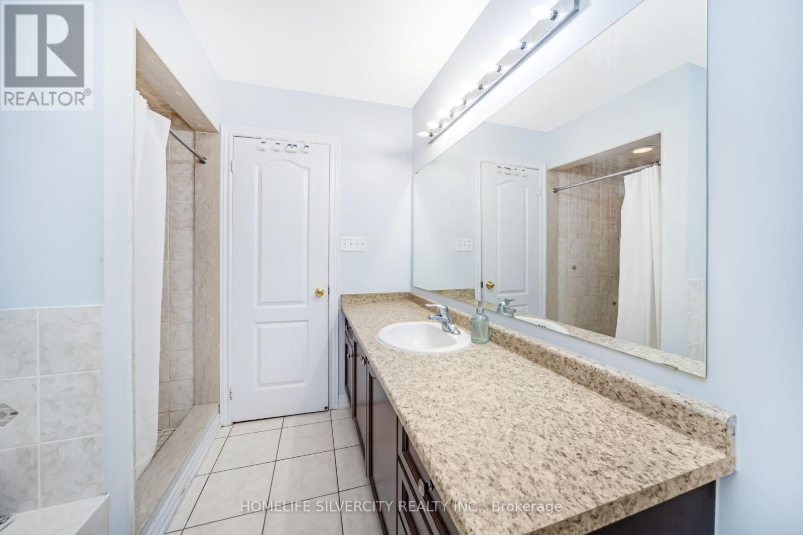 4 Fossil Street, Brampton, Ontario  L6P 3G6 - Photo 30 - W12915222