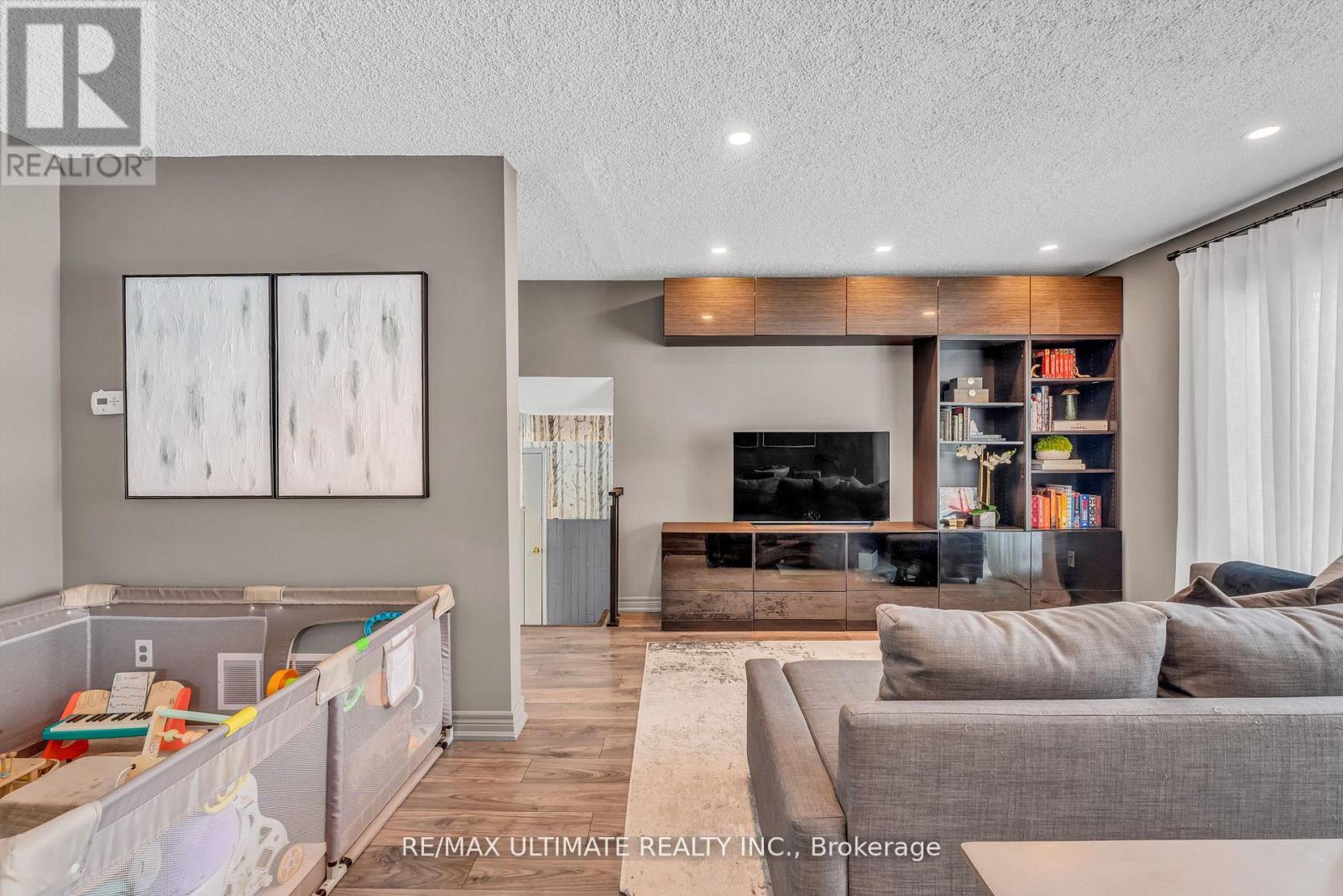 37 Banbury Court, Brampton, Ontario  L6T 1Y9 - Photo 12 - W12915232